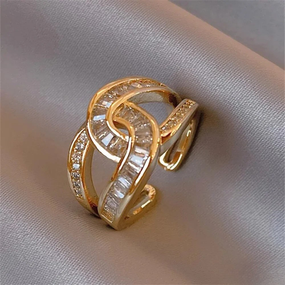 Eleganter Knotenring