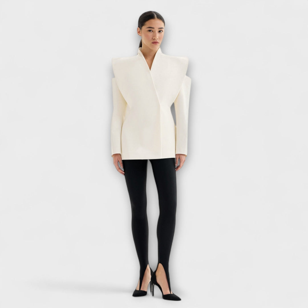 Valeria - Skulpturaler Schulterblazer
