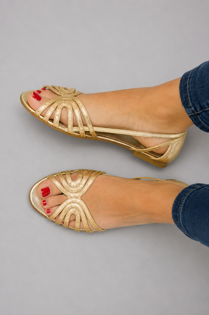 Lea | Goldene Lichtglanz-Sandalen