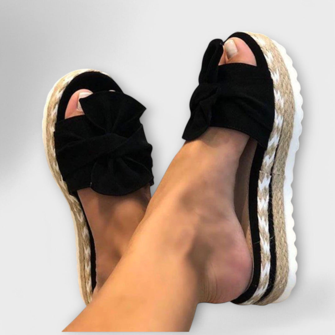 Solegenius - Orthopädische Sandalen mit Fliege